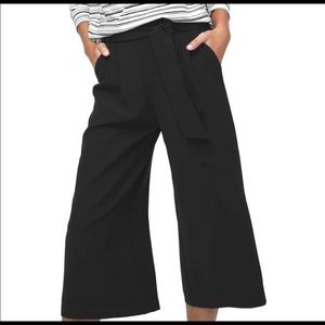 Lululemon Noir Crop Pants